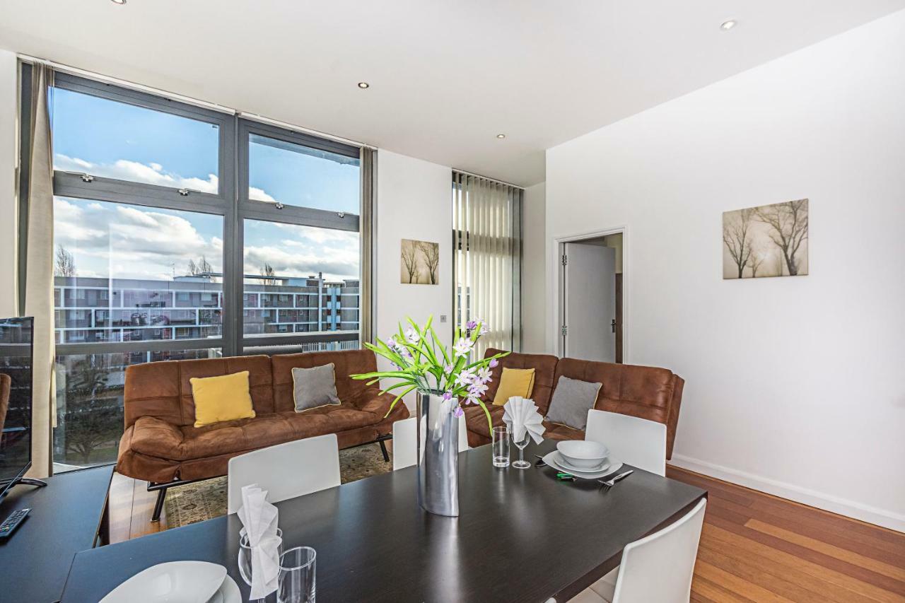 Splendid 3 Bedroom Apartment In Angel/Kings Cross ลอนดอน ภายนอก รูปภาพ